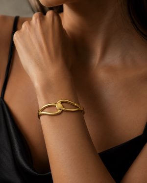 Bracelete Vazado Dourado com Banho 18k